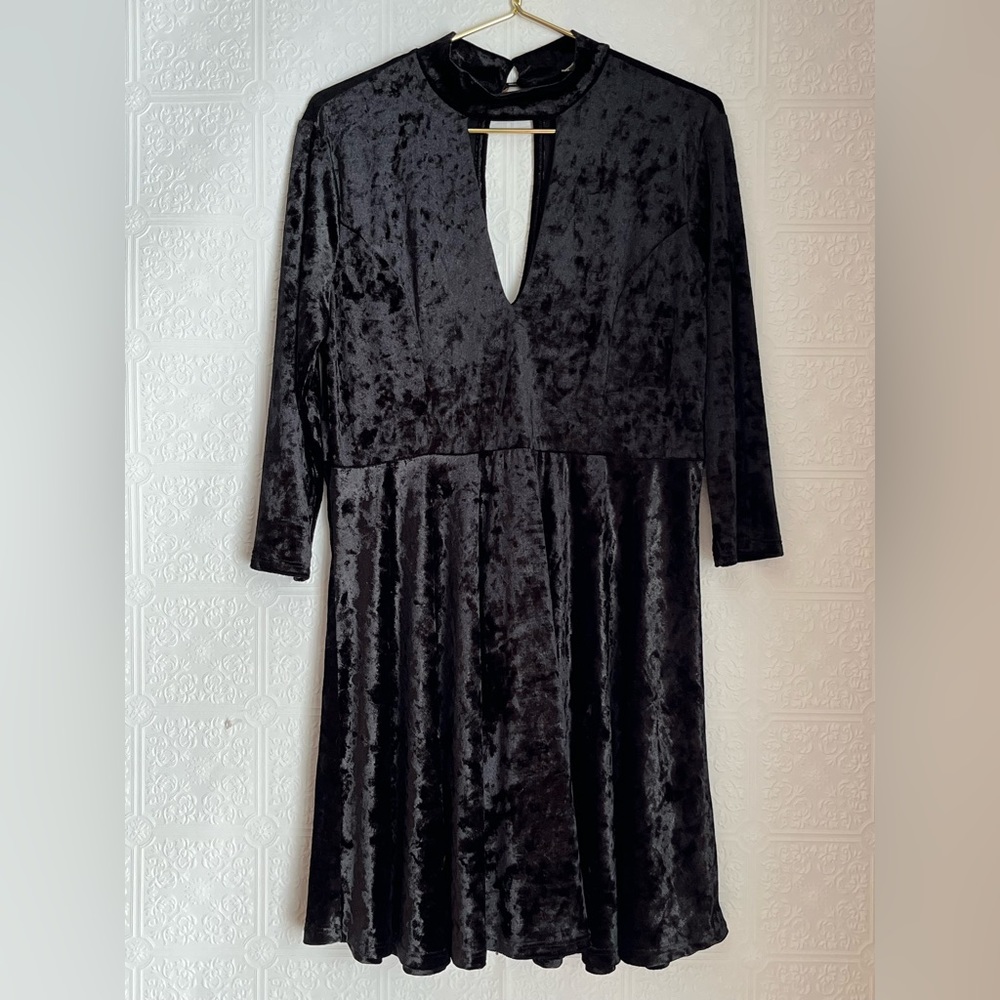 Black dress